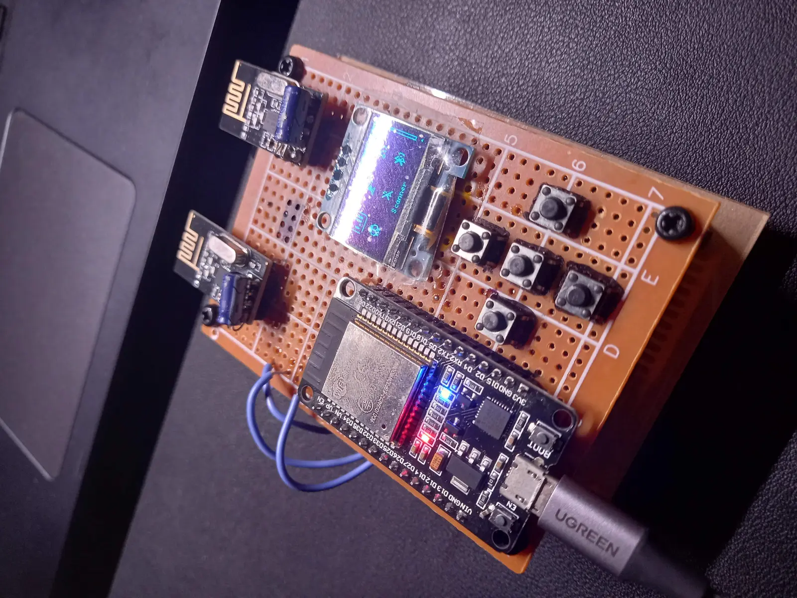 ESP32 WiFi and Bluetooth jammer hardware